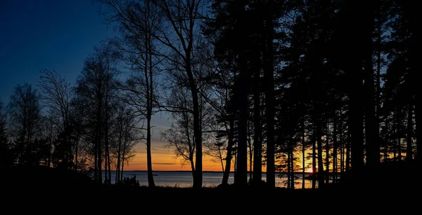 Schöner Sonnenuntergang über dem Vatterner See bei Motala — Stockfoto