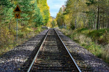 Demiryolları ve yataklı vagonlar 10 Ekim 2022 'de eski demiryolunda