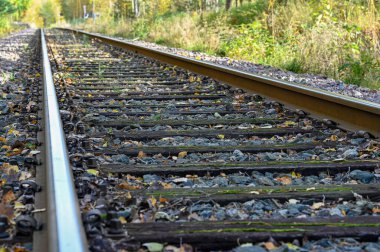 Demiryolları ve yataklı vagonlar 10 Ekim 2022 'de eski demiryolunda