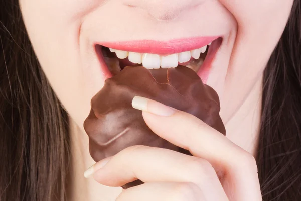Dentes brancos de marshmallow, close-up — Fotografia de Stock
