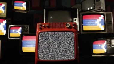Artsakh Cumhuriyeti ve Vintage Televizyon bayrağı. Yakınlaştır.  