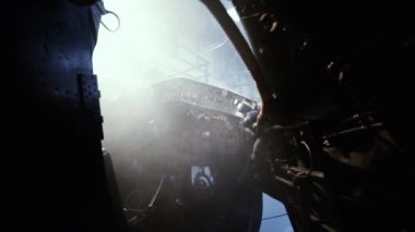 Eski bir İngiliz Elektrikli Canberra Bombacısı 'nın İçi. 