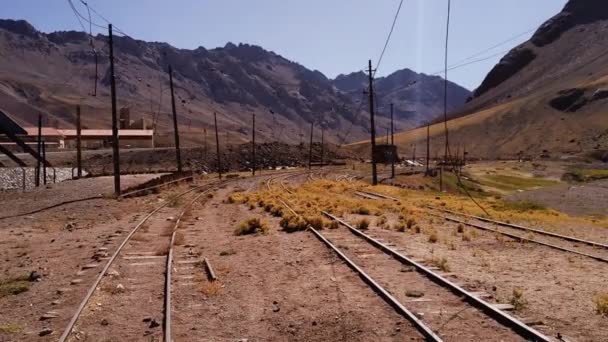 Ferrocarril Abandonado Estación Tren Cerca Los Andes Las Cuevas Mendoza — Vídeos de Stock