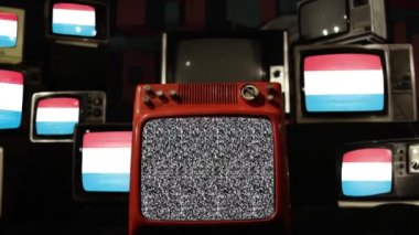Lüksemburg ve Vintage Televizyonlarının Bayrakları.  