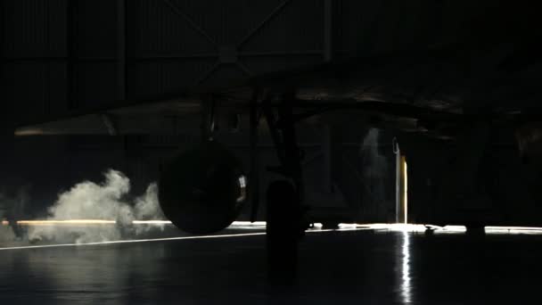 Jet Caccia Nell Hangar Aereo Guerra Nell Hangar — Video Stock