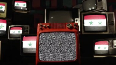 Vintage Televizyonlarda Suriye Bayrağı.  