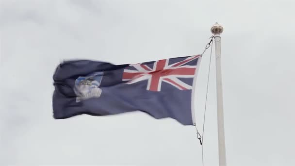 Bendera Kepulauan Falkland Gelombang Melawan Langit Berawan Port Stanley Falklands — Stok Video