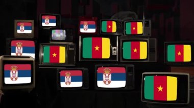 Eski Televizyonlarda Sırbistan Bayrakları ve Kamerun. 4K Çözünürlüğü.