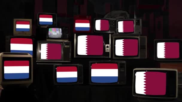 Bandeiras Qatar Holanda Televisões Vintage Resolução — Vídeo de Stock