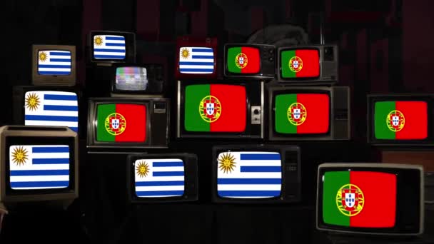 Bandeiras Uruguai Portugal Vintage Televisions Resolução — Vídeo de Stock