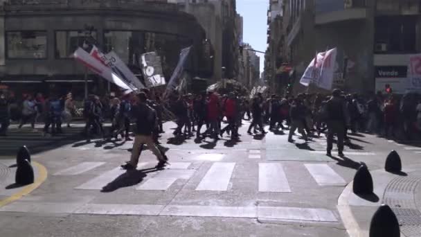 Piqueteros Pickets Vagy Picketers Egy Tüntetés Rally Központjában Buenos Aires — Stock videók