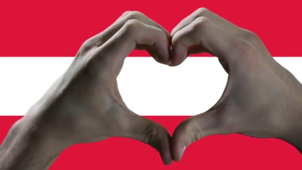 Flagga Österrike Och Hand Hjärta Symbol Händer Som Visar Hjärtform — Stockvideo