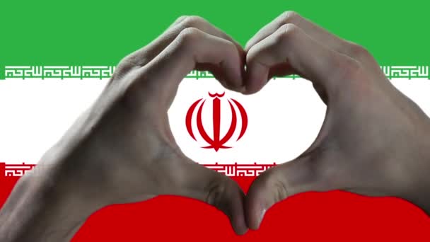 Bendera Iran Dan Simbol Hati Tangan Tangan Menampilkan Bentuk Hati — Stok Video