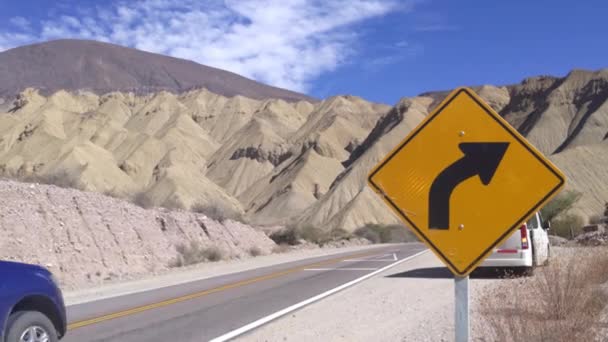 アルゼンチン 7月州の国道52号線の車 — ストック動画