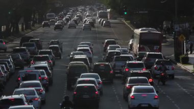 Figueroa Alcorta Bulvarı Recoleta Bölgesi, Buenos Aires, Arjantin 'in başkenti. 4K Çözünürlüğü.