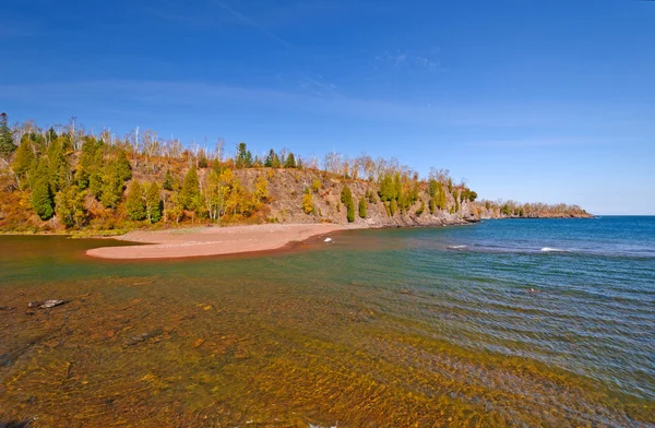 Where the river enters the Great Lakes — Stock Photo, Image