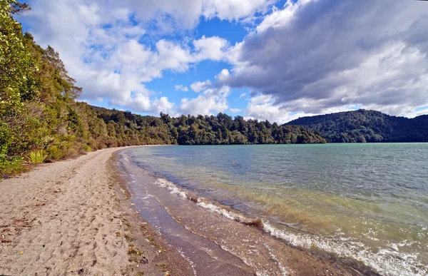 Frühlingstag auf einem See in Neuseeland — Stockfoto