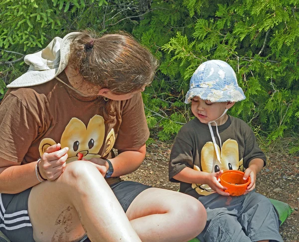 荒野の中で昼食の時間 — ストック写真