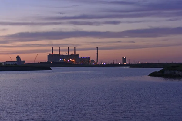 Electric Power Plant at Twilight — Stock Photo, Image