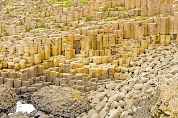 Columnas de Basalto y Lava de Almohada en la Calzada del Gigante — Foto de Stock