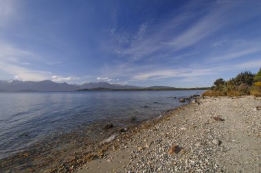 sabah renkler bir dağ gölü