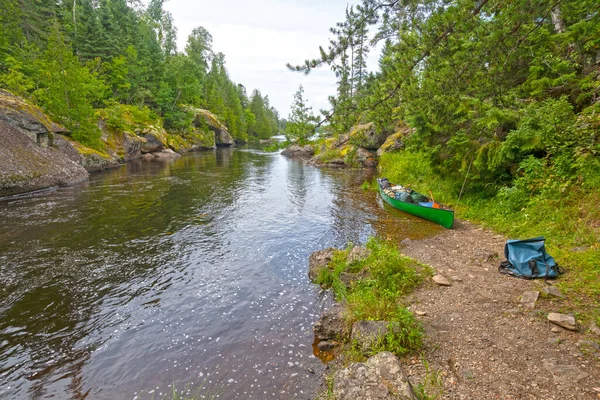 Canoe Ready Remote Lakeshore Little Saganaga Lake Boundary Waters Minnesota — Stock Photo, Image