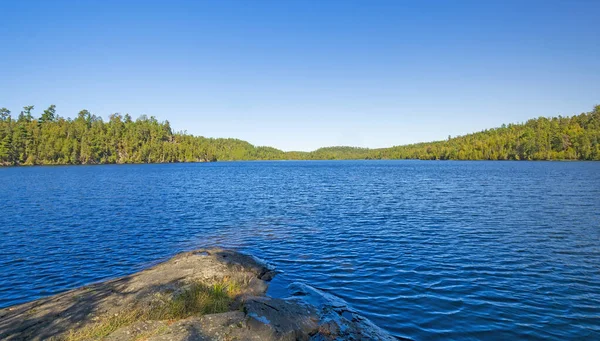 Cielos Azules Agua Luz Noche Ottertrack Lake Las Aguas Fronterizas — Foto de Stock