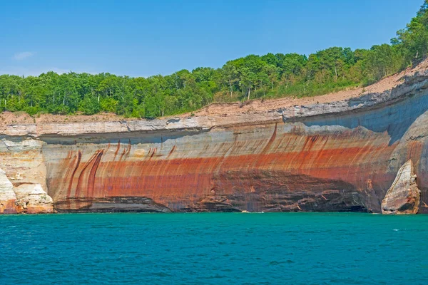 Red Cliffs Blue Waters Pictured Rocks National Lakeshore Michigan — Stock Photo, Image