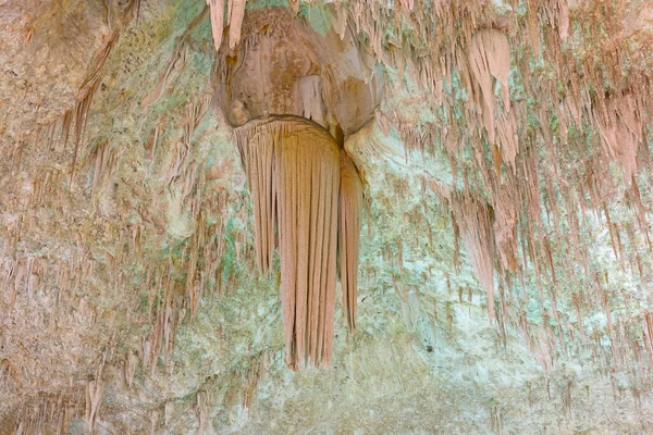 Stalagtites Cave Ceiling Carlsbad Caverns New Mexico — Fotografia de Stock