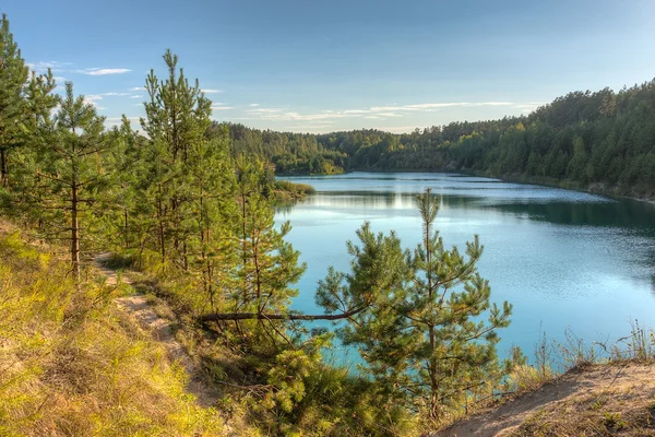 manzara mavi orman göl günbatımı s sessiz bir akşam