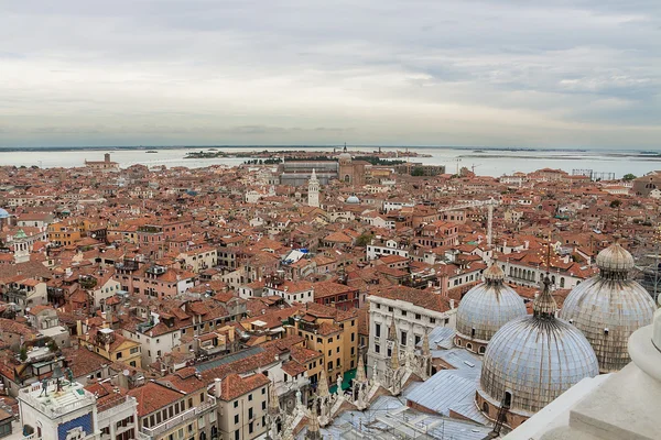 View of Venice with a bird 's-eye view — стоковое фото