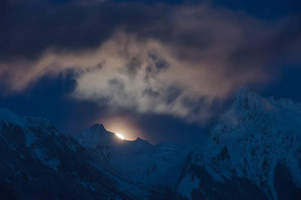 Una Vista Nocturna Los Alpes Nevados Austria — Foto de Stock