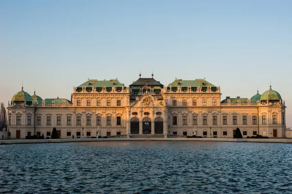 Pałac Belvedere Austriackiej Stolicy Wiednia Bezśnieżną Zimę — Zdjęcie stockowe