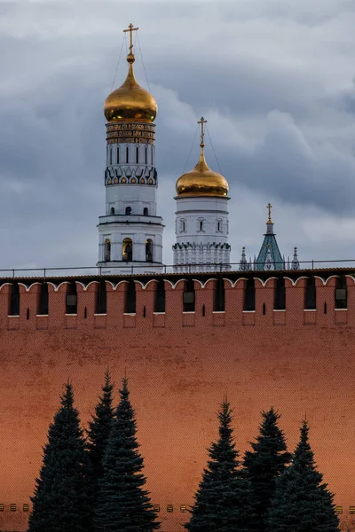 Iwan Der Große Glockenturm Hinter Der Kremlmauer — Stockfoto