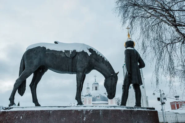 Batiushkov monument near the Vologda Kremlin in winter — Zdjęcie stockowe