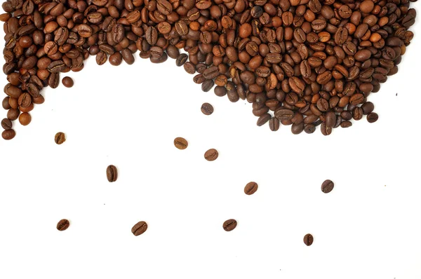 Granos de café aislados sobre fondo blanco con — Foto de Stock