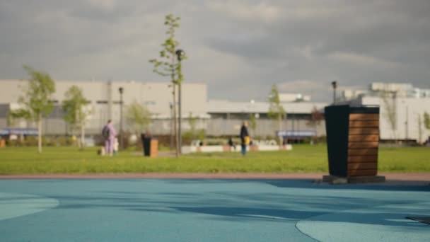 Blond Boy Rides While Riding Skateboard Unsuccessfully Holds Balance Falls — 图库视频影像