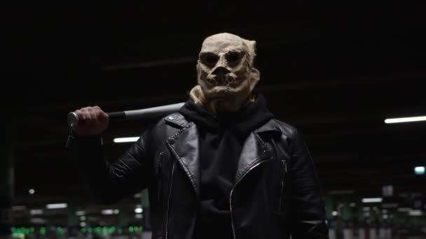 Portrait Terribly Scary Man Scarecrow Masquerade Mask Baseball Bat His — Stock Video