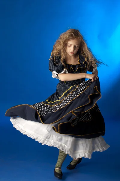 Saltando menina flamenco — Fotografia de Stock