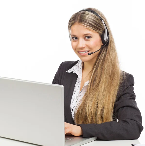 Operador de teléfono sonriente con computadora portátil —  Fotos de Stock