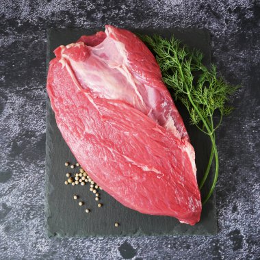 Biftek filetosu için bonfileto dana eti. Üst Manzara. Yakın çekim.