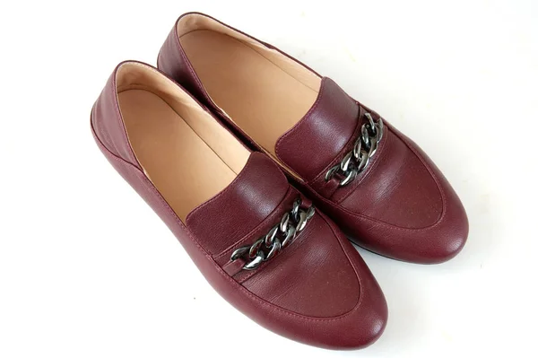 Mannen Vrouwen Lederen Klassieke Loafers Schoenen Paar Geïsoleerd Witte Achtergrond — Stockfoto