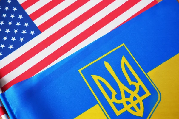 Drapeau Ukraine Drapeau Des États Unis Concept Relation Économie Politique — Photo