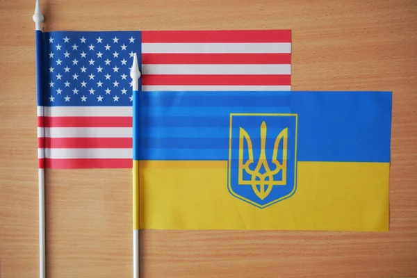 Прапор України Прапор Сша Допоможіть Україні Україні Концепція Відносин Економіці — стокове фото