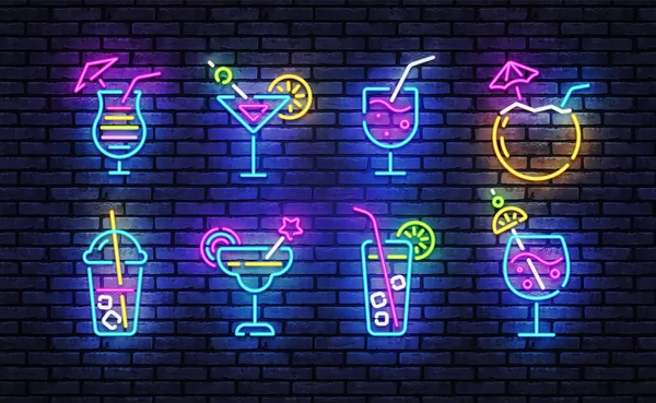 Cocktails neon icons set. Cocktails collection neon signs. Bright sign boards, light banner. Modern trend design, night light signboard, emblems, design template. Vector Illustration — Stock Vector