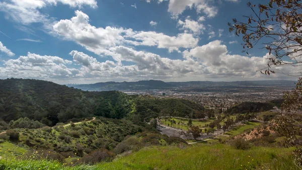 加州伯班克的全景 来自凡尔都戈山脉 南加州洛杉矶县 — 图库照片