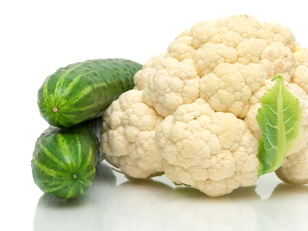 Cucumbers and cauliflower close up — Stock Photo, Image