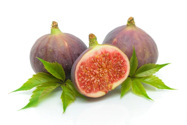 Ripe figs on a white background close-up — Stock Photo, Image