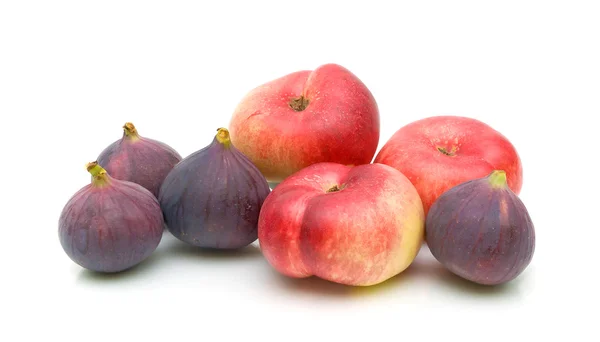 Figs and nectarines on a white background — Stock Photo, Image