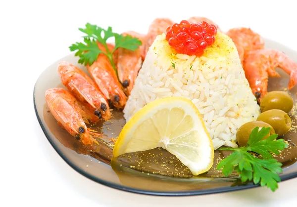 米饭与虾和三文鱼籽特写 — 图库照片